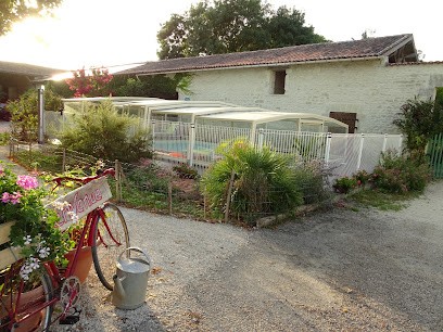 GITE CHANTEREINE, Gîte à Oradour