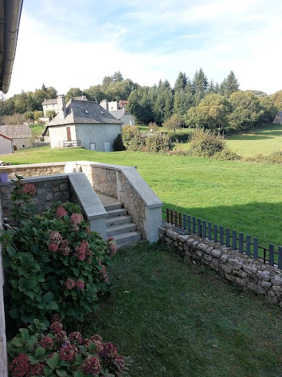 Maison La Taissotine, Gîte à Leucamp