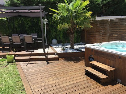 Location Maison Avec Spa Bordeaux - Eysines, Gîte à Eysines