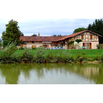 Gîte "Domaine Des Charmilles", Gîte à Mantenay-Montlin
