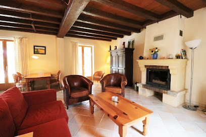 Combejolie Gîte à Saint-Vincent-de-Cosse