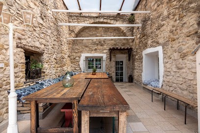 Gite Grand Groupe Avec Piscine Mas Fanny, Gîte à Ners