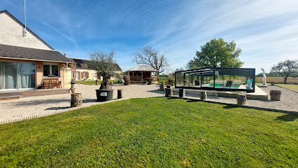 Nature Et Hotes - Gîte- Piscine Chauffée, Gîte à Quiers-sur-Bézonde