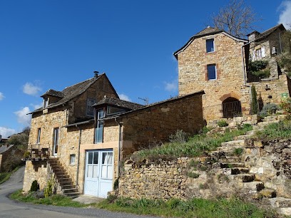 Le Gîte du peintre - Gîtes de France, Gîte à Salles-la-Source