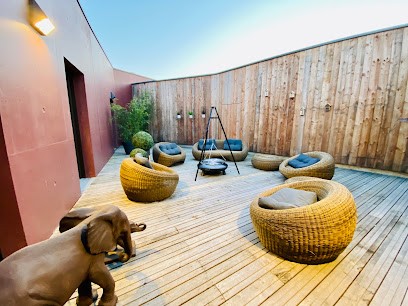 Cap Orne, Hébergements Insolites Près De Caen, Gîte à Laize-Clinchamps