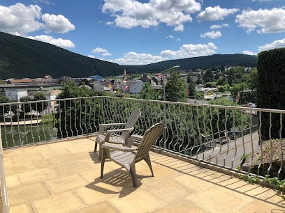 Gîte Le 24, De 4 à 9 Personnes, Gîte à Revin