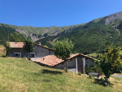 Gîte De La Grande Gineste, Gîte à Bayons