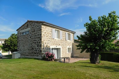 LE GITE DES PERRINES, Gîte à Colombier-le-Cardinal