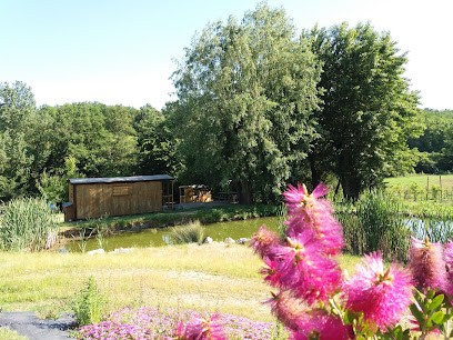 Les Roulottes De Cambonis, Gîte à Bourret