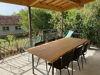 "La Noyeraie" - Gîtes De France, Gîte à Salles-Courbatiès