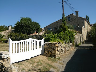 Le Gite Du Tilleul, Gîte à Vesseaux