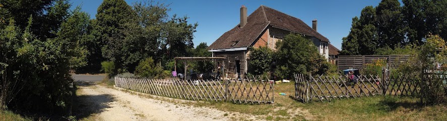 Gite De Freyssinet, Gîte à Saint-Priest-Ligoure