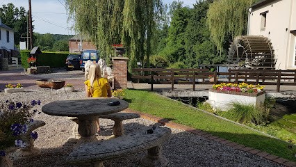 The Gite Du Vieux Moulin, Gîte à Oust-Marest
