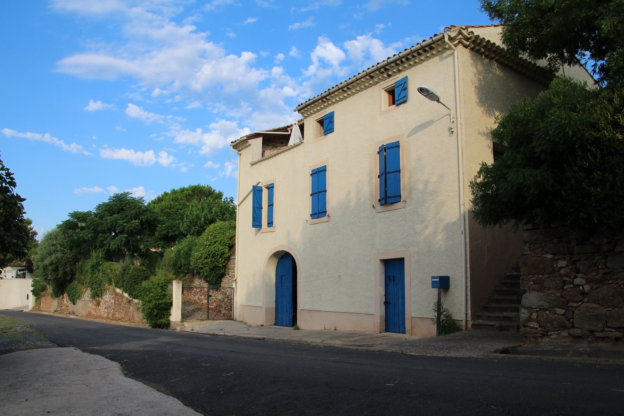La Maison des Hirondelles, Gîte à Cazedarnes