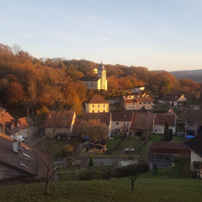 Gite Les Coquelicots, Gîte à Médière