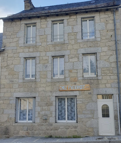 Chez Pierrot Gîte à Peyre en Aubrac