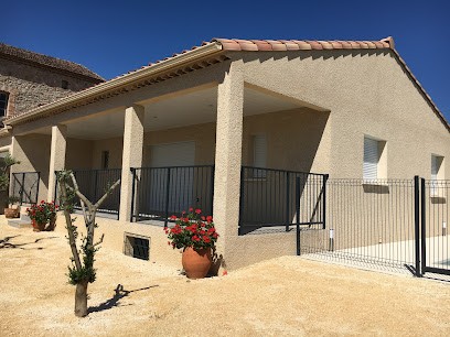 Villa Les Mûriers, Gîte à Sampzon