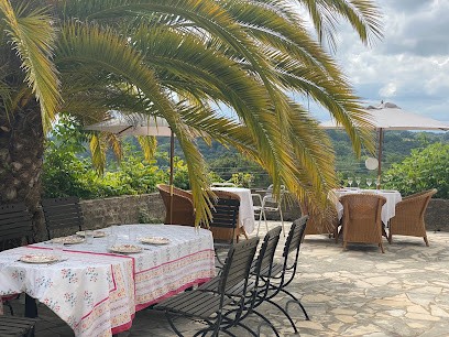 Grand Bourrassé, Gîte à Sainte-Marie-de-Gosse