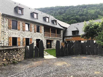Les Granges De Clarabide, Gîte à Loudenvielle