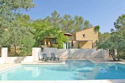 Le Mas Des Cades - Gîtes Et Chambre D'hôtes, Gîte à Lorgues