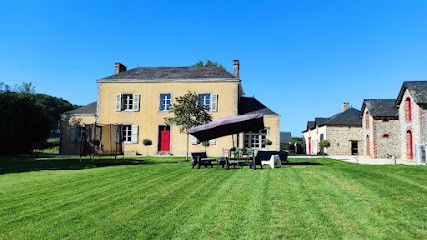 Logis Du Champ Du Meslier, Gîte à Chailland