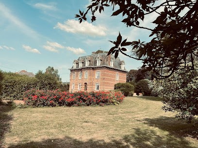 Area Les Racines - Gites, Lieu De Seminar And Reception, Gîte à Croix-Moligneaux