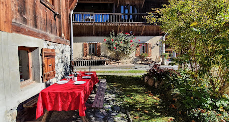 Le Chalet Des Moutons - 9-11 Couchages, Gîte à Samoëns