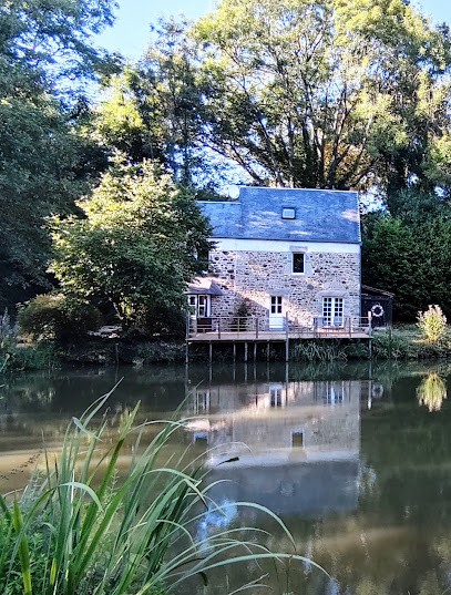 Gîtes Domaine du Petit Moulin, Gîte à Courcy
