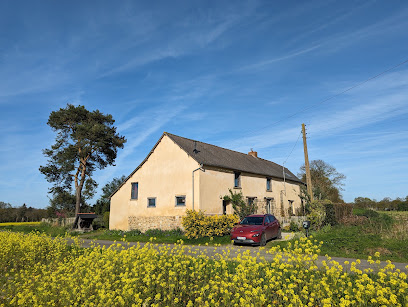 Un Cadre Fleuri (Ei), Gîte à Cardroc