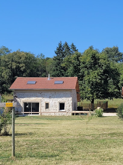 La Dame De Drôme Isère, Gîte à Lapeyrouse-Mornay