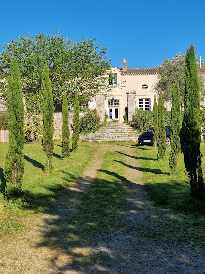 Le Domaine Du Tertre, Gîte à Saint-Romain-la-Virvée