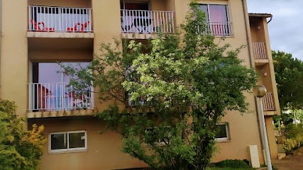 Location appartements meublés pour vacances ou déplacement professionnel, Gîte aux Albres