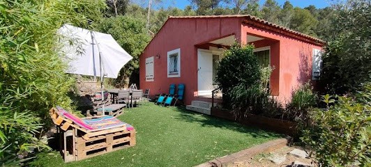 Le Relais Du Gapeau, Gîte à Solliès-Toucas