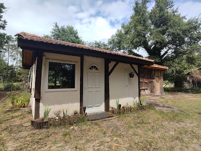 La Baraque Des Artistes, Gîte à Onesse-Laharie