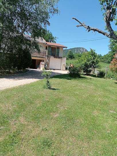 Les Pialloux, Gîte à Roche-en-Régnier