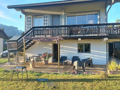 Gite Le Cairn, Gîte à Chevaline