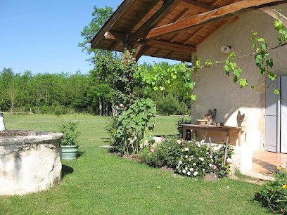MOULIN DE CAUSSARIEU, Gîte à Bordeaux