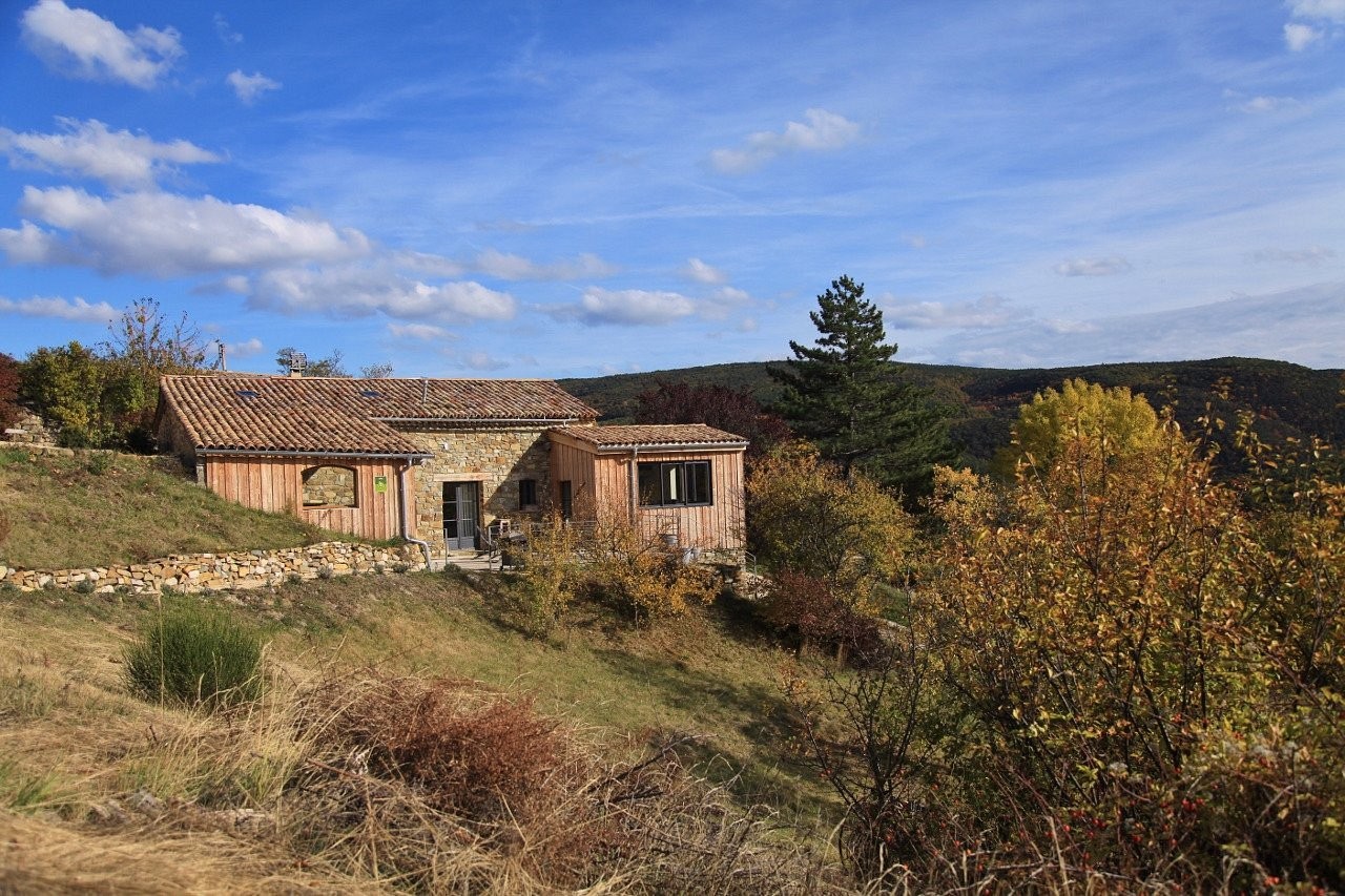 Earth Baronnies, Gîte à Ribeyret