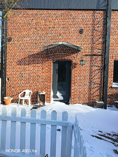 L'essentiel Est À La Grange, Gîte à Gœulzin