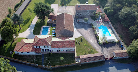 Domaine De Montplaisir, Gîte à Civray