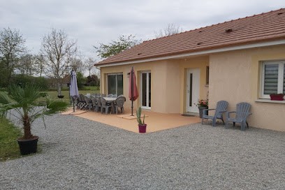 Le grand Gite des Oliviers à Saint Pourçain, Gîte à Saint-Pourçain-sur-Sioule