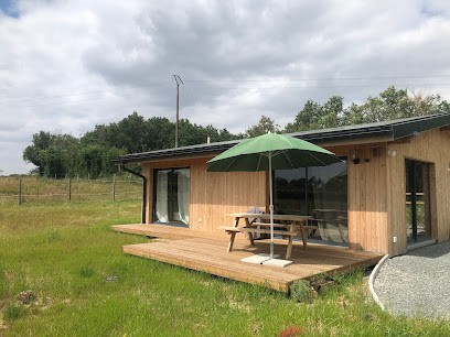 Paquerette And Cow Room Training And Airbnb, Gîte à Montipouret