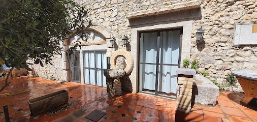 Domaine de la Pierre Chaude, Gîte à Portel-des-Corbières