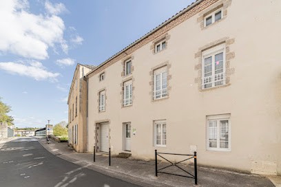 Le Clos De La Jouvence, Gîte à Saint-Laurent-sur-Sèvre