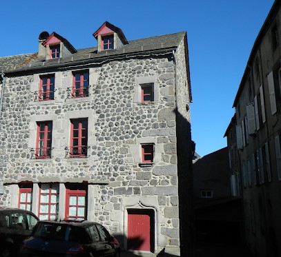 Gîte La Maison De Marie à Murat Cantal, Gîte à Murat
