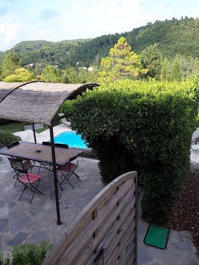 Mme BIDAUT Francine gîte de la Magnanerie, Gîte à Générargues