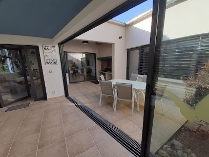 La Maison Blanche, Gîte à Mallemoisson