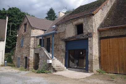 Gîte - La Grangette, Gîte à Saint-Sernin-du-Plain