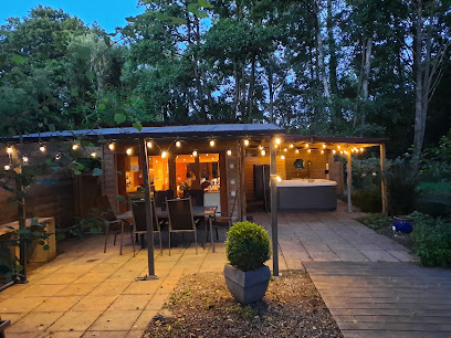 " Jacuzzi Et Sauna Privés Au Cœur De La Suisse Normande ", Gîte à Espins