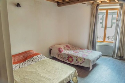 Locations Auvergne -Maison De Bourg Cébazat, Gîte à Cébazat